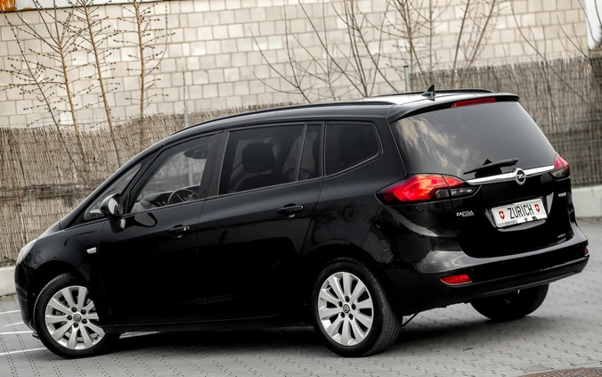 Toyota Yaris cena 59900 przebieg: 133344, rok produkcji 2021 z Puck małe 211